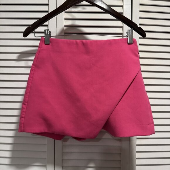 Zara Dresses & Skirts - Zara Women’s Skort Pink Size Xs Skirt Shorts , Asymmetric, Side Zip